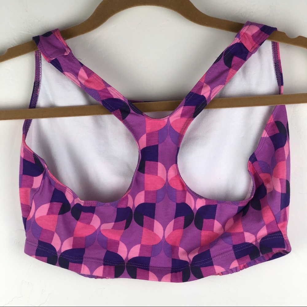 Cross Training Bra - Picture 2 of 5